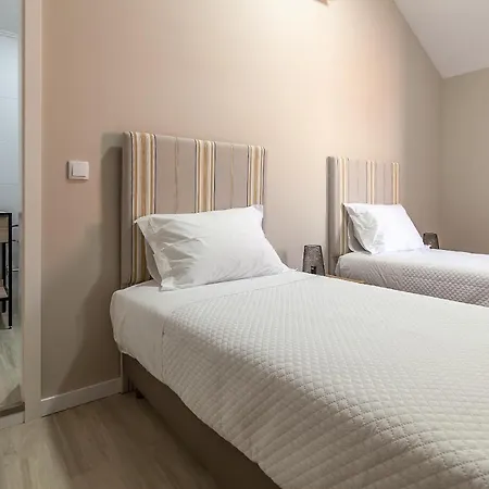 무르사스 74 스튜디오 아파트먼트 B&B 3*